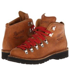 Danner Mountain Light Cascade boot